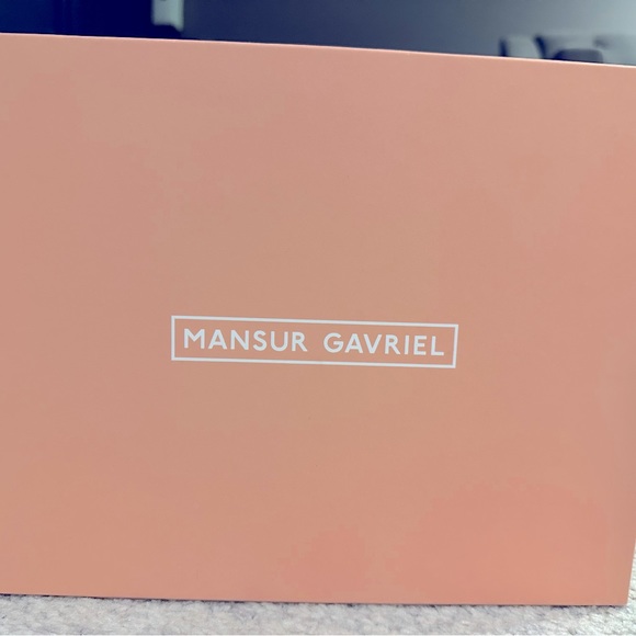 Beautiful Blush Pink Mansur Gavriel Suede Sandal. Never worn, brand new. - Picture 7 of 7